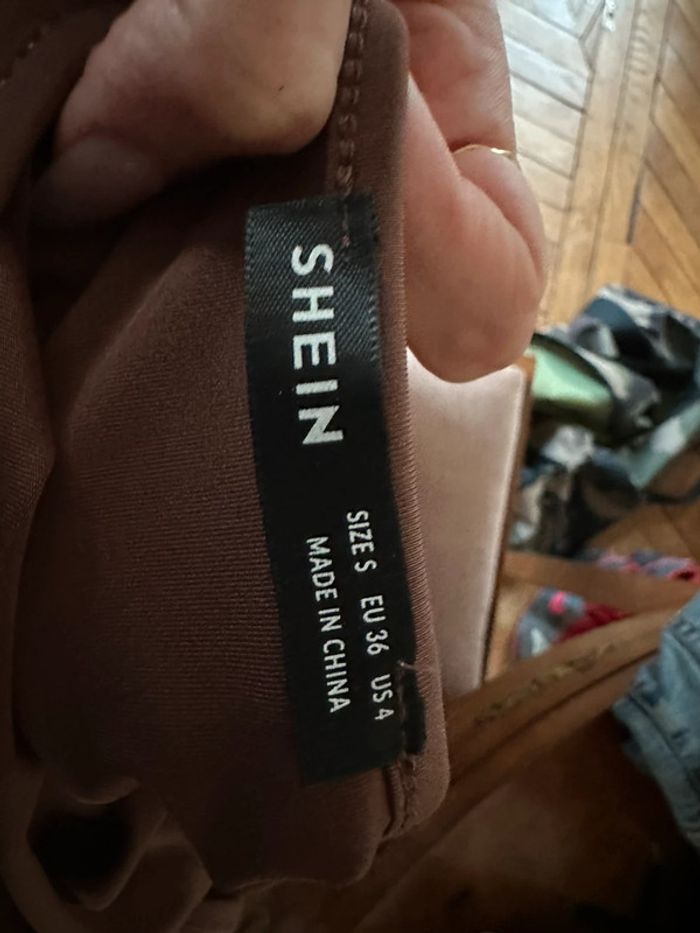 Robe longue type Skims taille S shein - photo numéro 2
