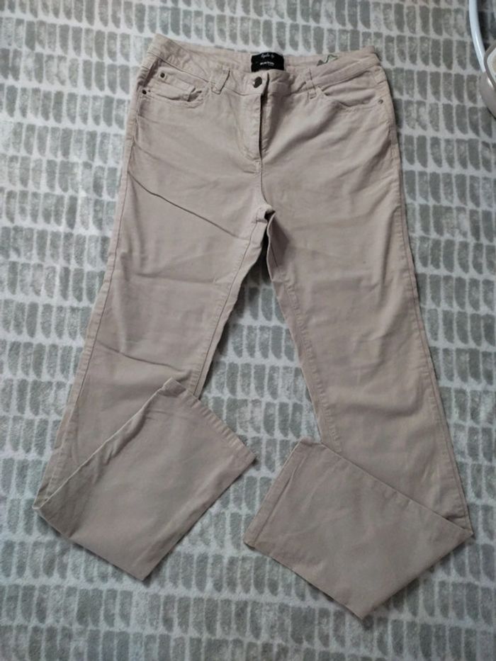 Jeans pantalon slim stretch beige Burton taille 38 - photo numéro 1