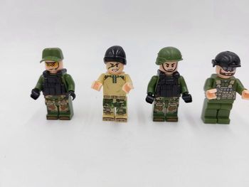 Lot 10 lego