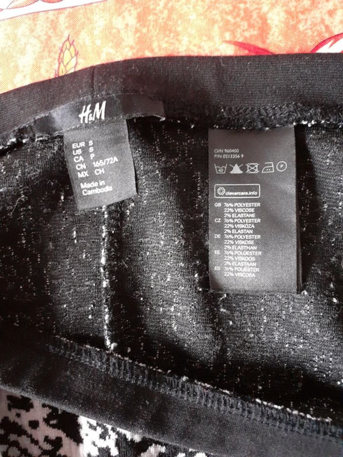 Jupe courte T 38 - photo numéro 4