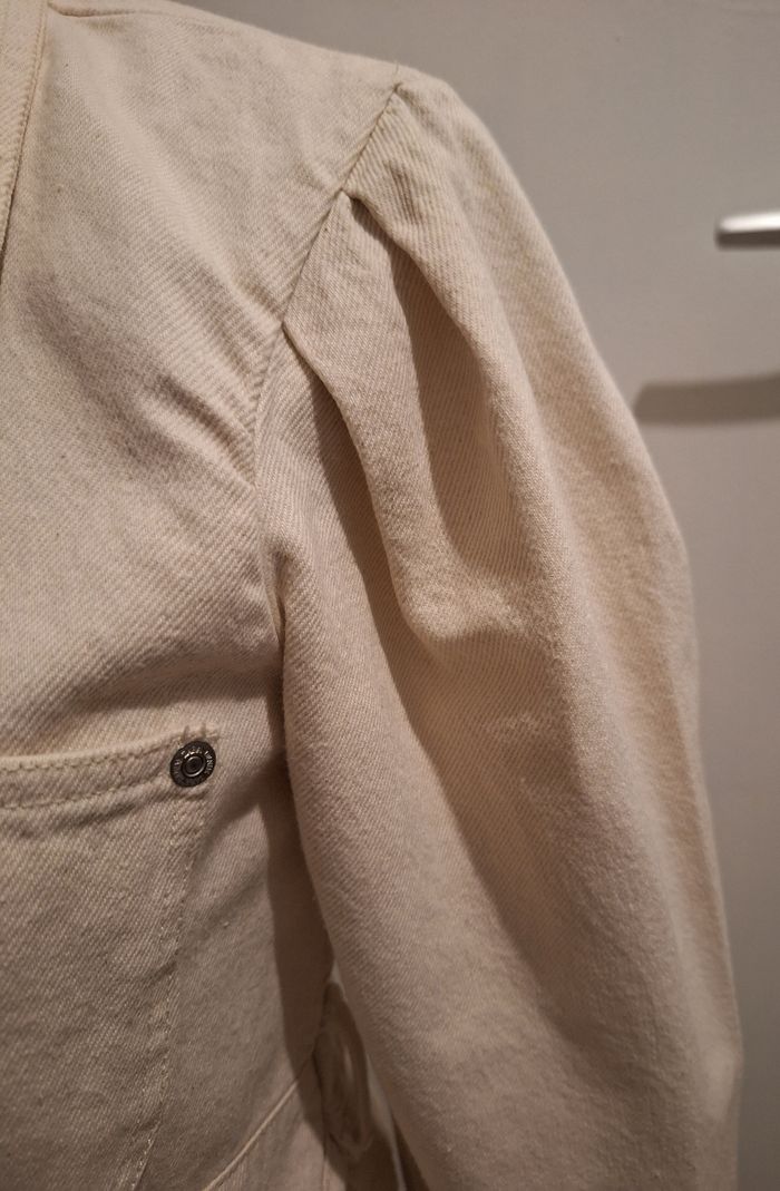 Veste en jean courte couleur crème Zara - photo numéro 5