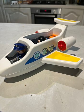 Playmobil 123 avion de ligne 