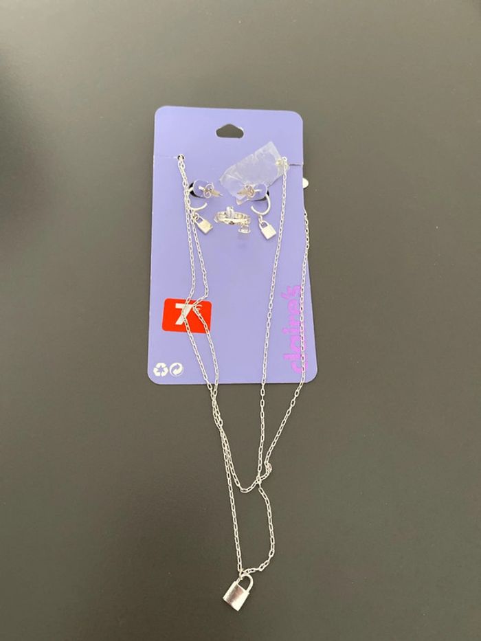 Ensemble bijoux cadenas claire ´s neuf