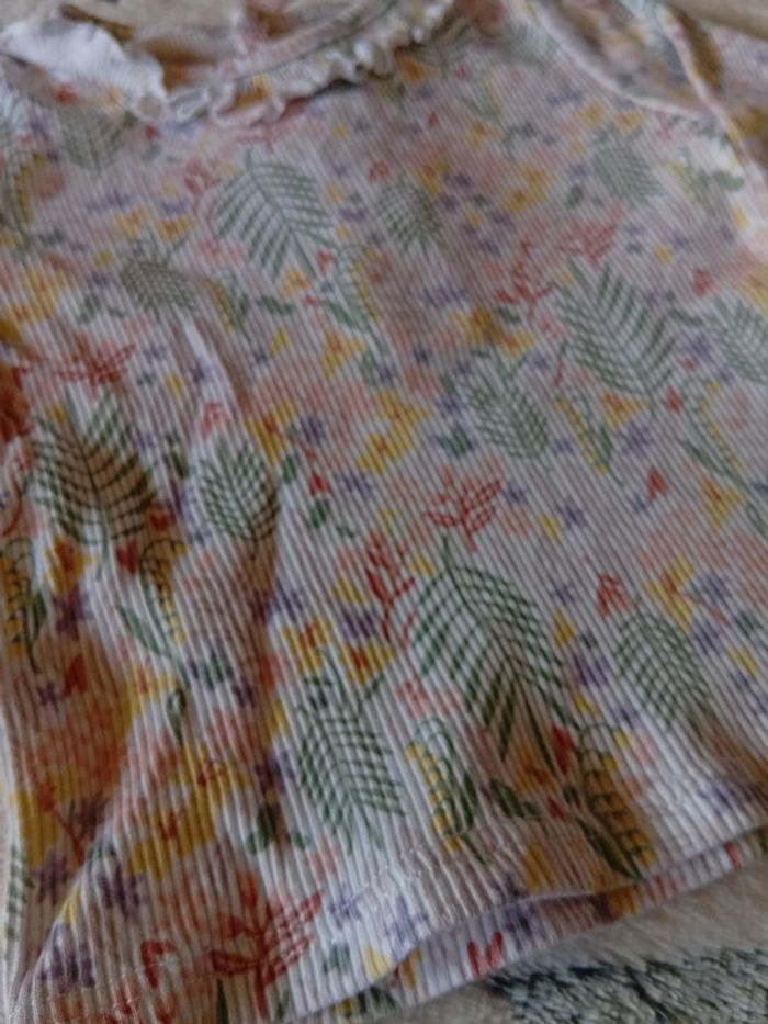 T-shirt fleur 🌸 - photo numéro 3