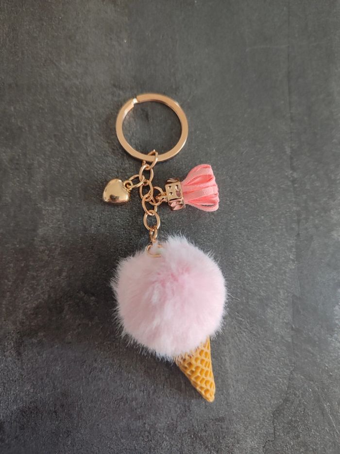 Porte clé/déco sac à main