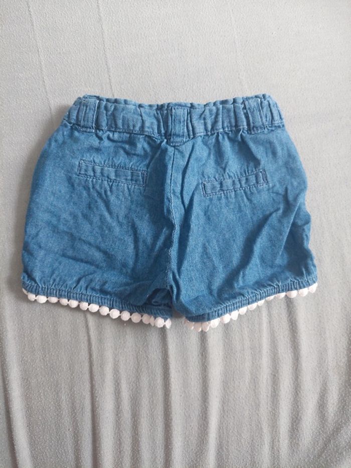 Short fille - photo numéro 2