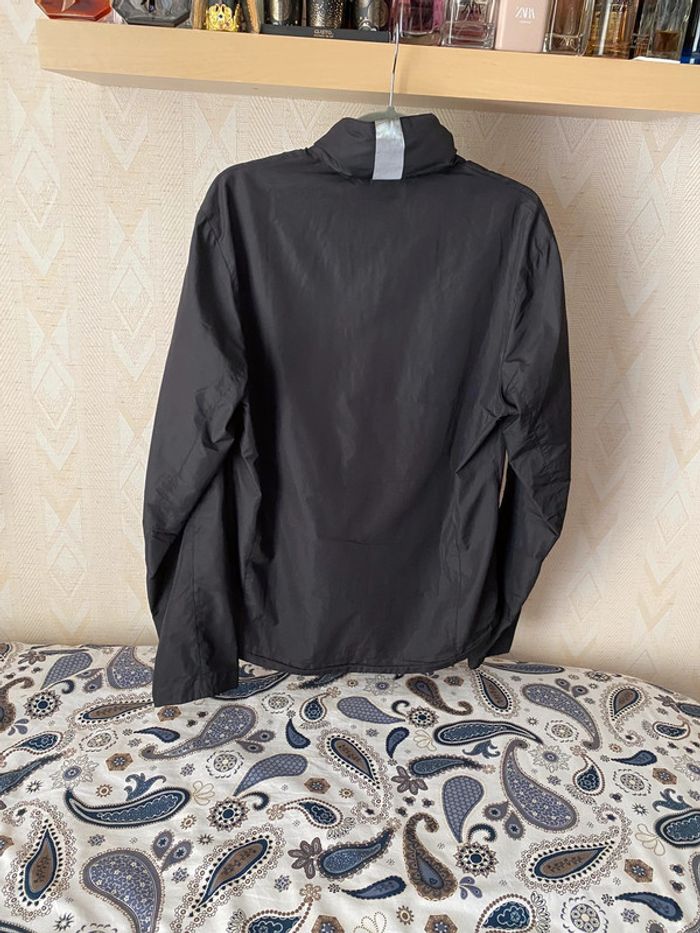 Superbe belle veste coupe vent noire Emporio Armani taille L - photo numéro 4