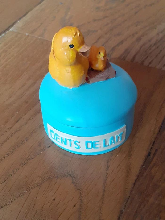 boite à Dents de lait en faience  neuve