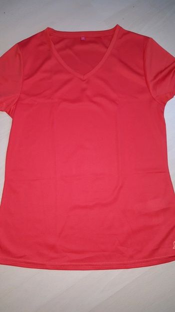 2 tee shirts Cup's taille S et M femme