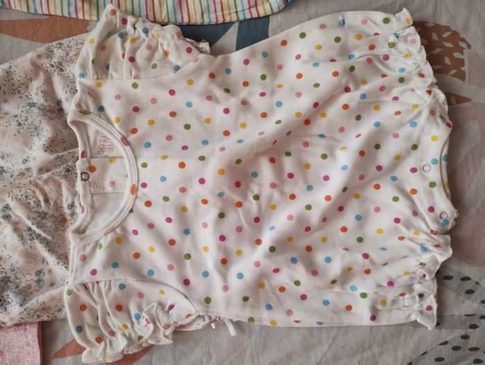 Lot Barboteuse Combishort Robe bébé fille - photo numéro 2