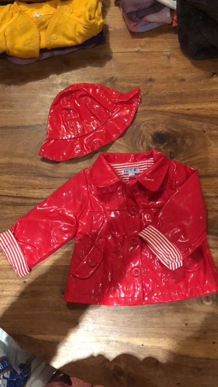 Parka de pluie avec chapeau assorti 6 mois - photo numéro 2
