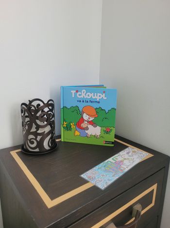 T'choupi va à la ferme