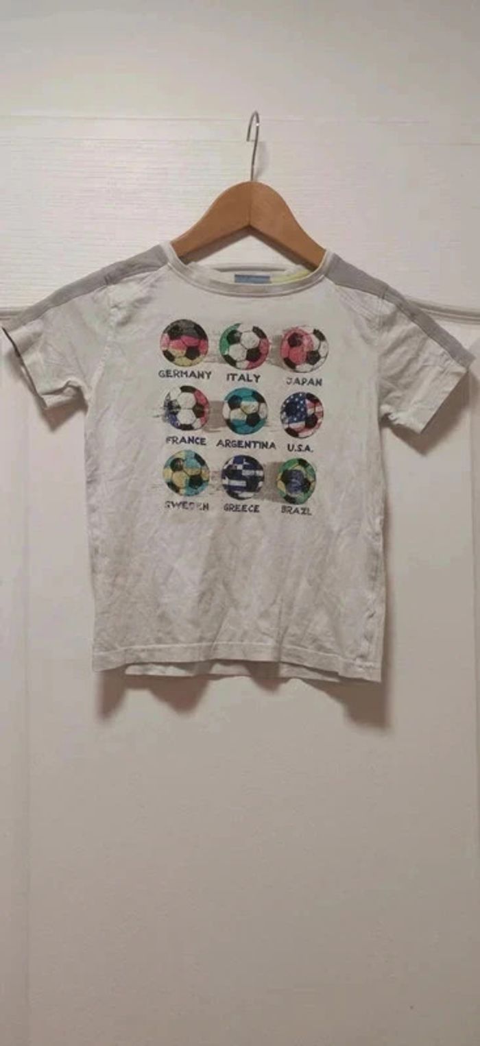 T-shirt mc ballons de foot 6 ans