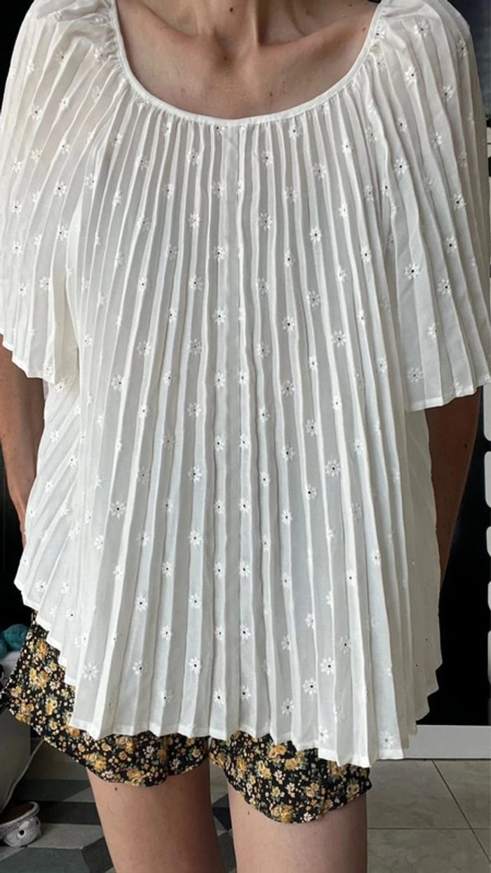 Blouse plissée brodée - photo numéro 8