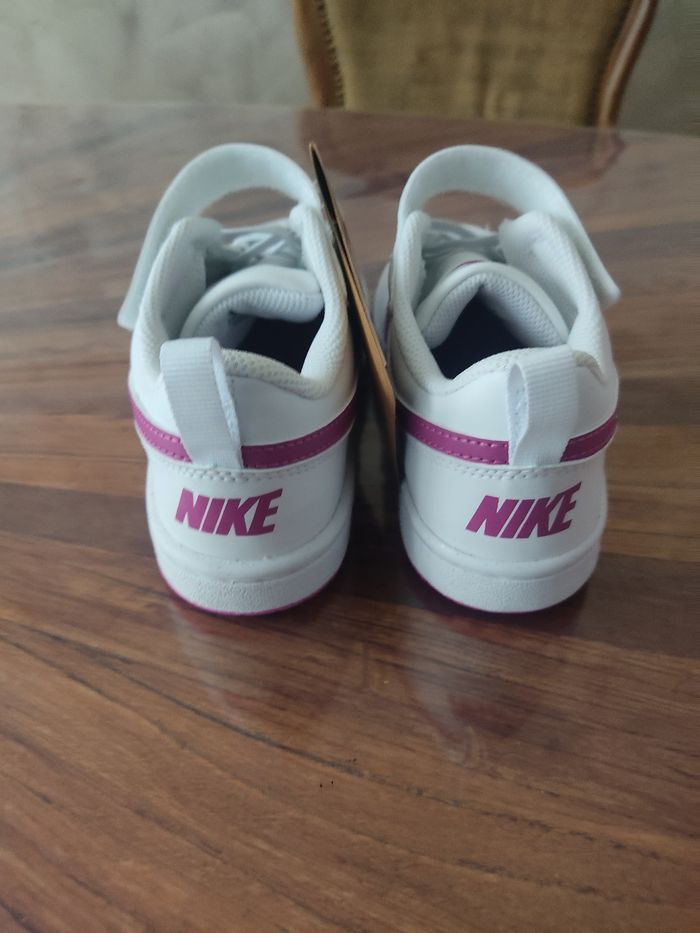Baskets Nike T 32 - photo numéro 5