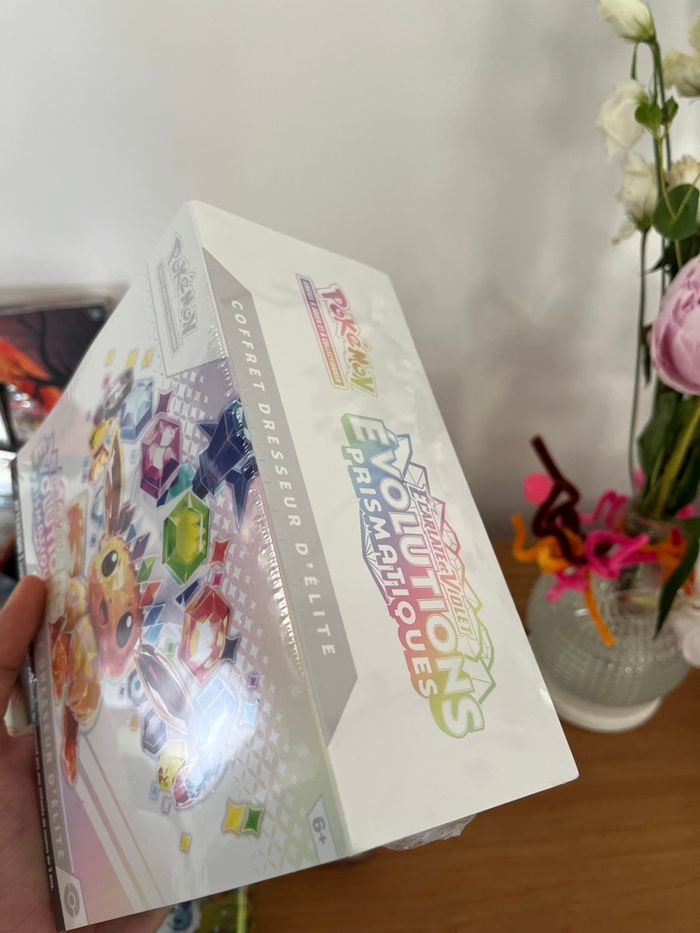 ETB Pokémon évolution prismatique - photo numéro 7