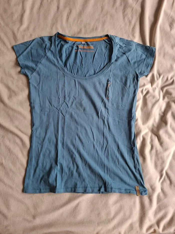 t-shirt homme bleu, taille M, marque Thamix, en très bon état