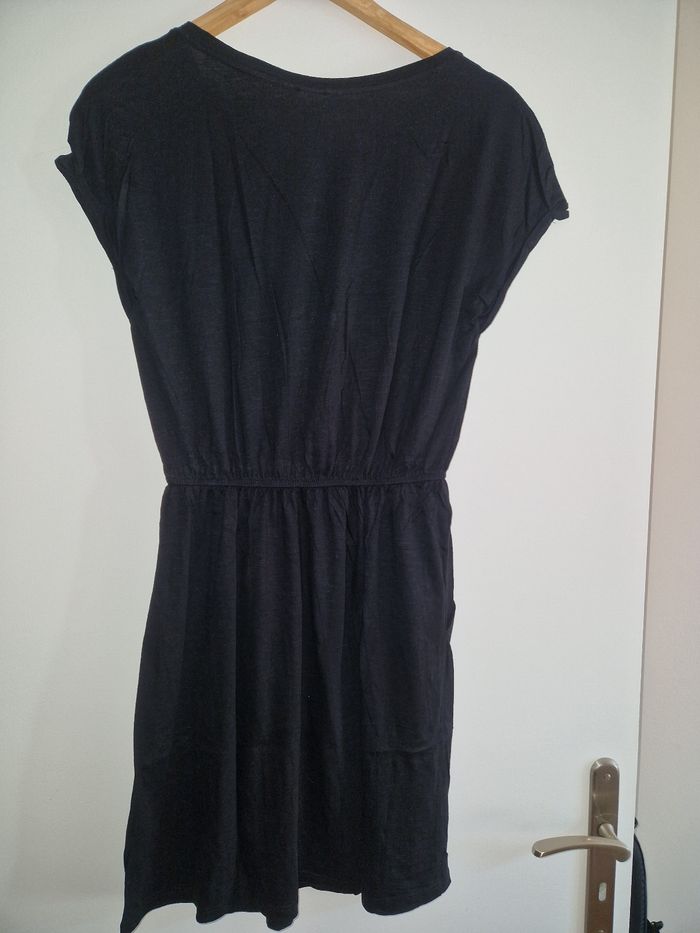 ROBE H&M TAILLE S TBE - photo numéro 4