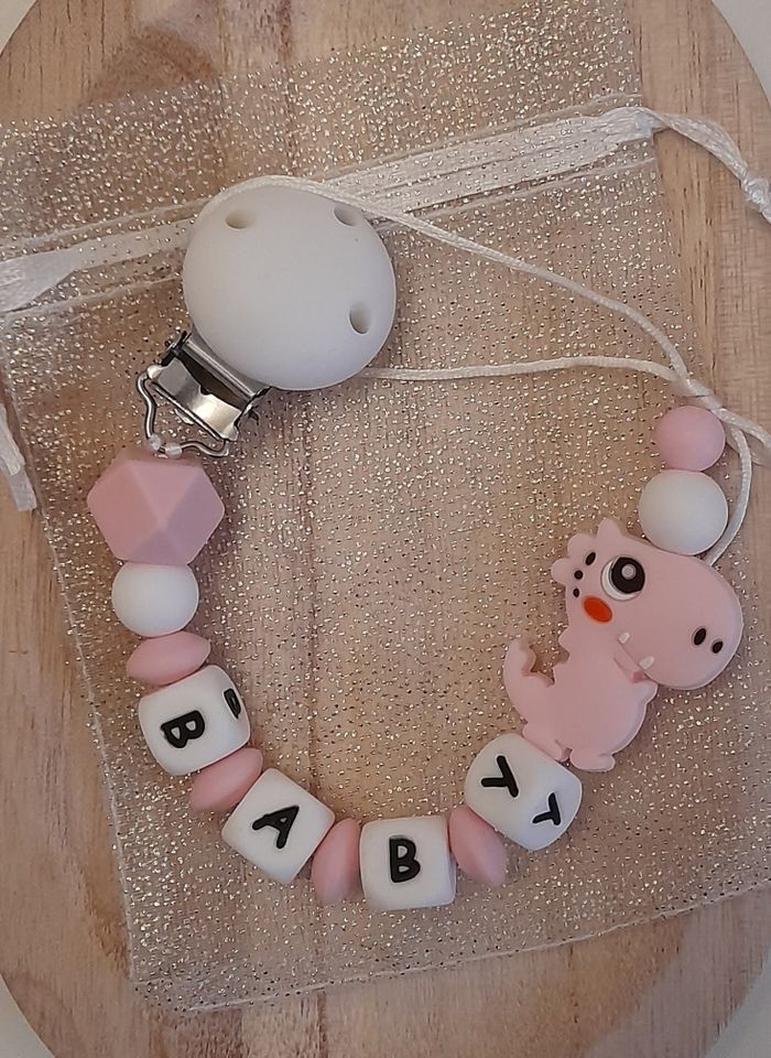 Attache tetine personnalisé avec adaptateur et pochette cadeau - photo numéro 2