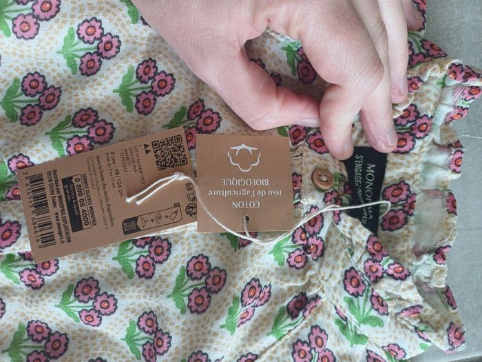 Magnifique robe Monoprix kids - photo numéro 4