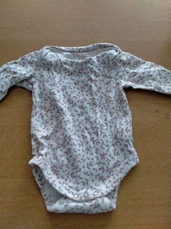 Body 1 mois 56 cm