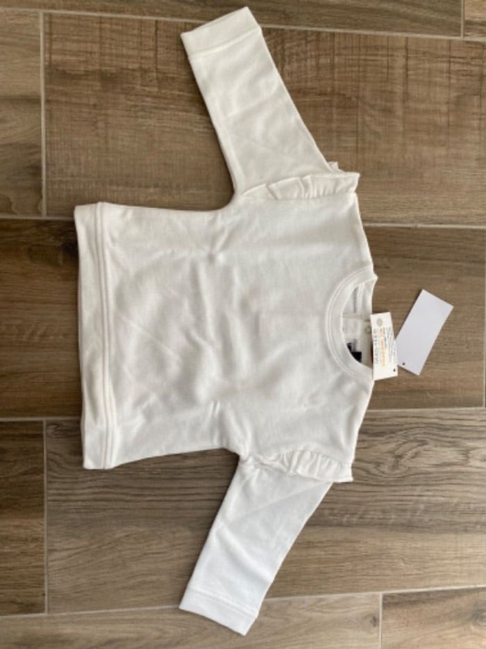 Sweat pull blanc 12 mois neuf