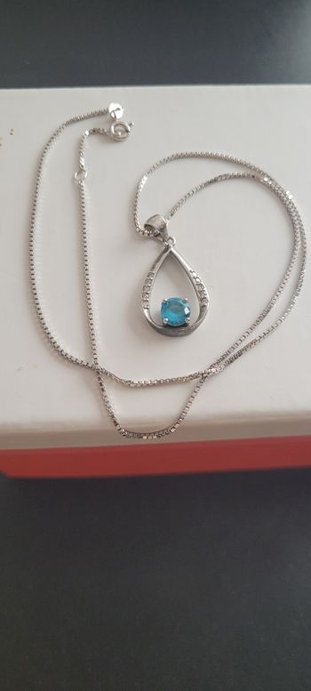 Collier en argent massif 925 avec pierre bleu