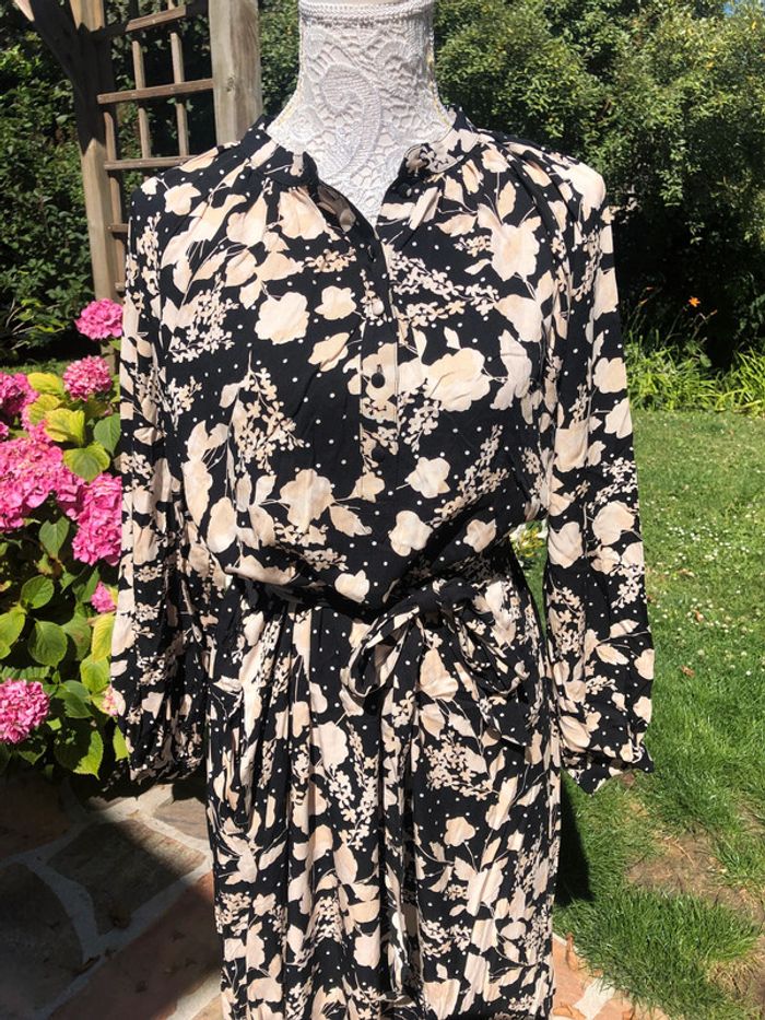 Robe H&M neuve taille 36 - photo numéro 5