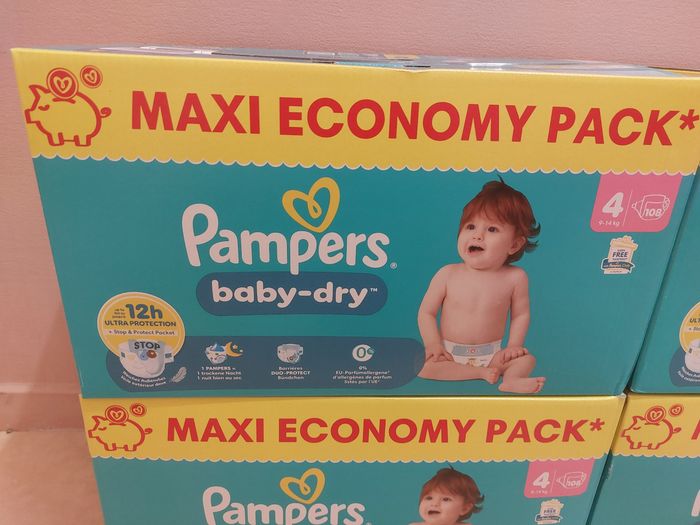 4 Maxi Économique pack de 108 couches baby dry taille 4.
432 couches au tot - photo numéro 2