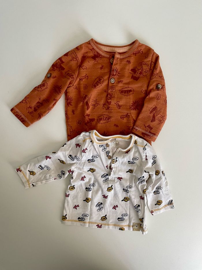 LOT 2 TEE-SHIRTS MANCHES LONGUES