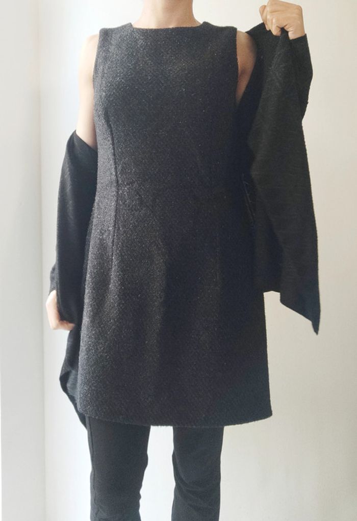 Belle petite robe noire d'hiver touches argentées, River Woods 38 très bon état - photo numéro 2