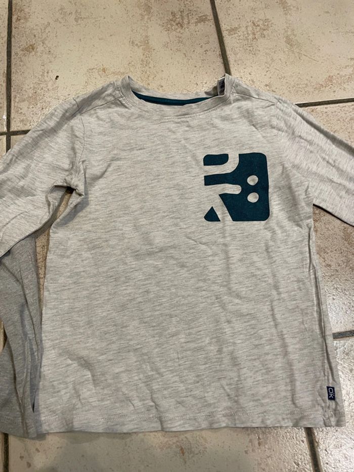 Lot de 2 teeshirts manches longues 6ans - photo numéro 3
