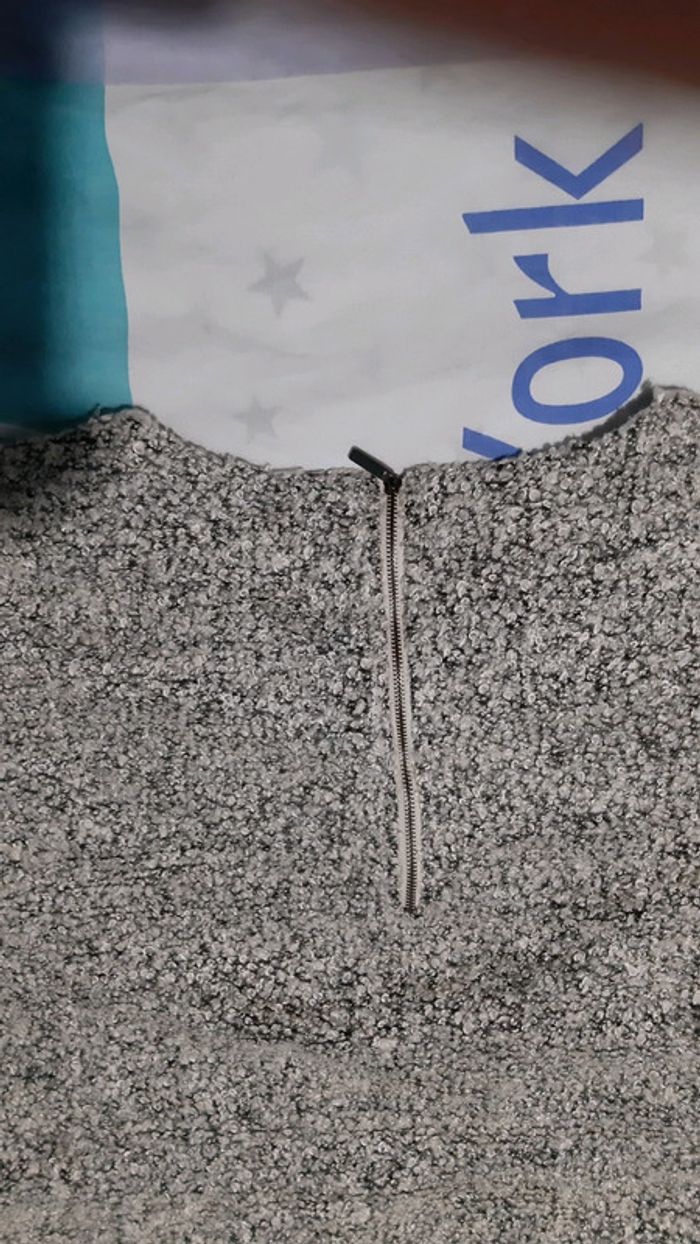 Pull taille M - photo numéro 2
