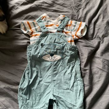 Ensemble salopette teeshirt