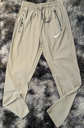 Nike running gris