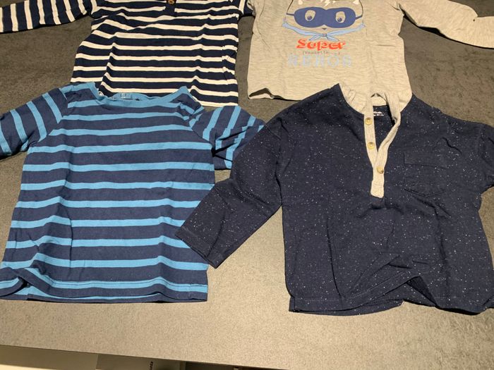 Lot de 4 sous pulls 18 mois - photo numéro 2