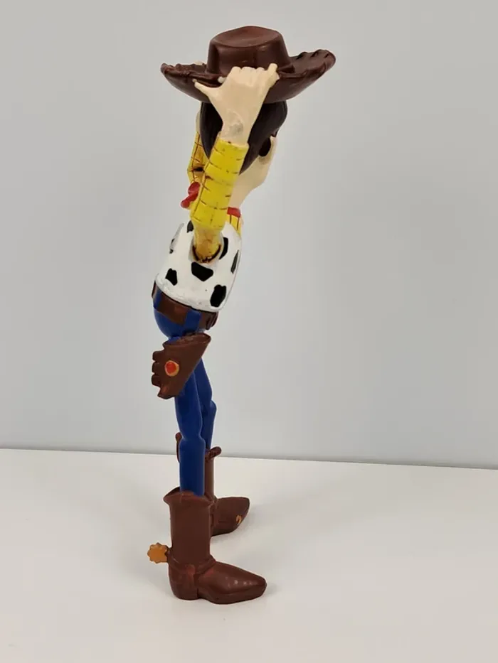 Figurine de Woody dans Toy Story de Walt Disney et Pixar - photo numéro 4