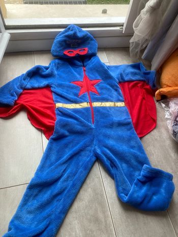 Pyjama super-héros, cinq ans