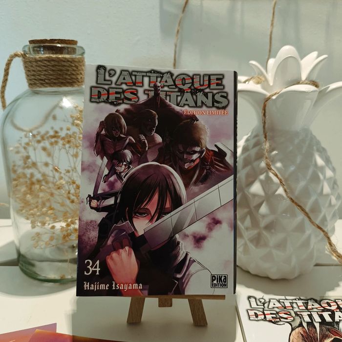 Manga l'attaque des titans tome 34 édition limitée - photo numéro 2