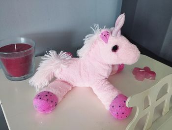 Peluche doudou licorne (25 cm debout de la tête aux pattes)