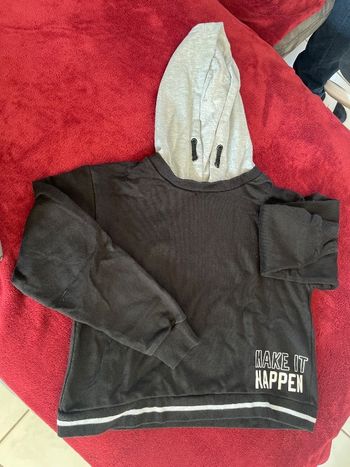 Sweat-shirt noir et gris