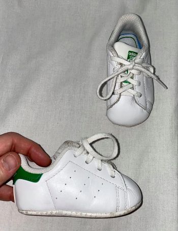 Stan Smith Adidas valeur 35 euros bon état taille 17