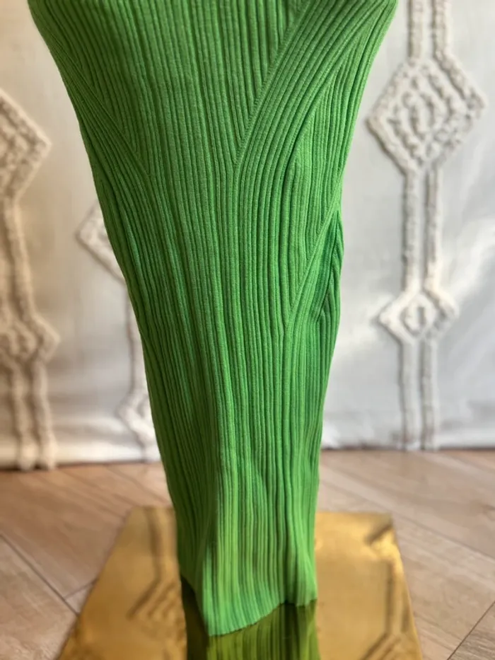 Ensemble côtelé vert vif crop top asymétrique + jupe longue – tendance Y2K - photo numéro 4