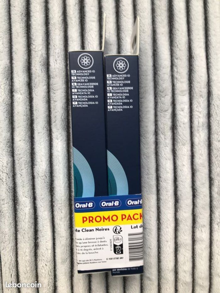 Neuf lot de 4 brossettes oral b io ultimate clean noires Jamais ouvert - photo numéro 2