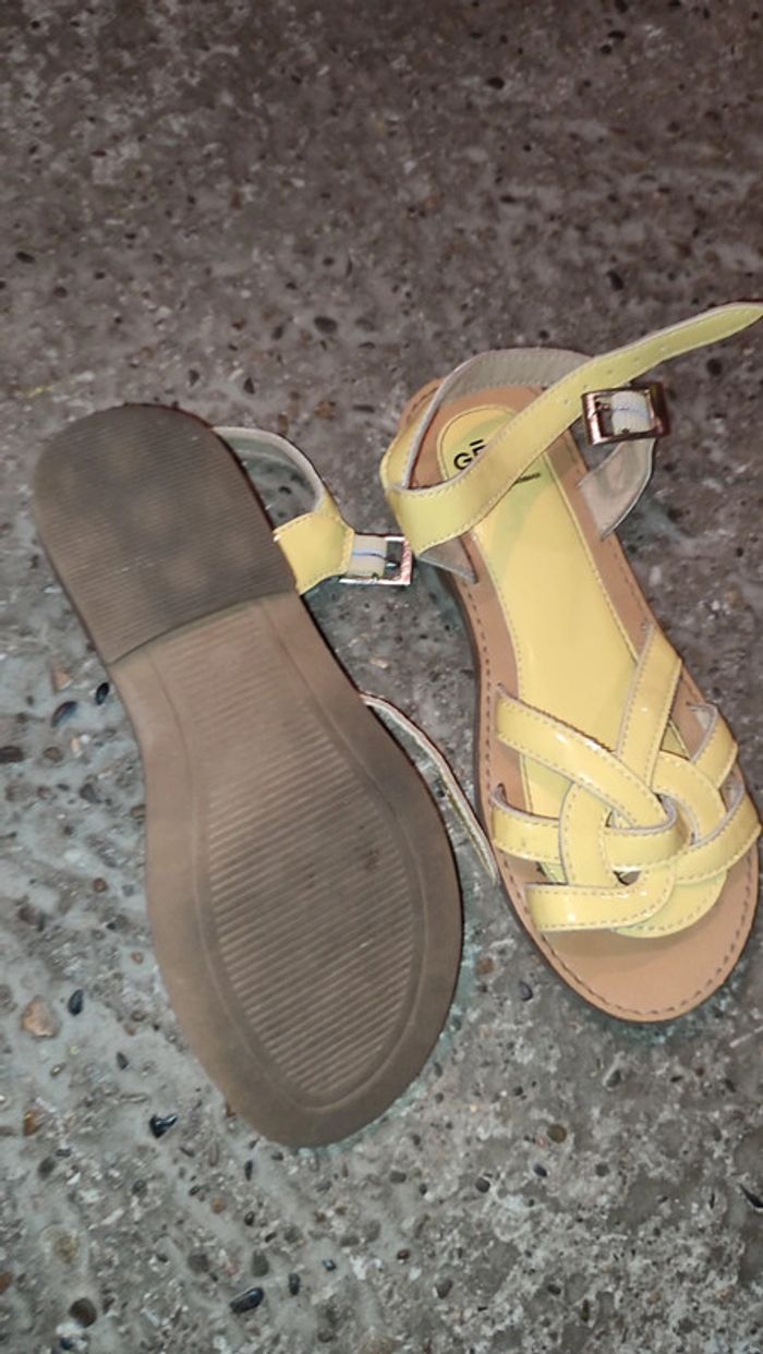 Sandales - photo numéro 4