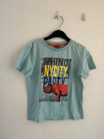 T-shirt taille 6 ans💫