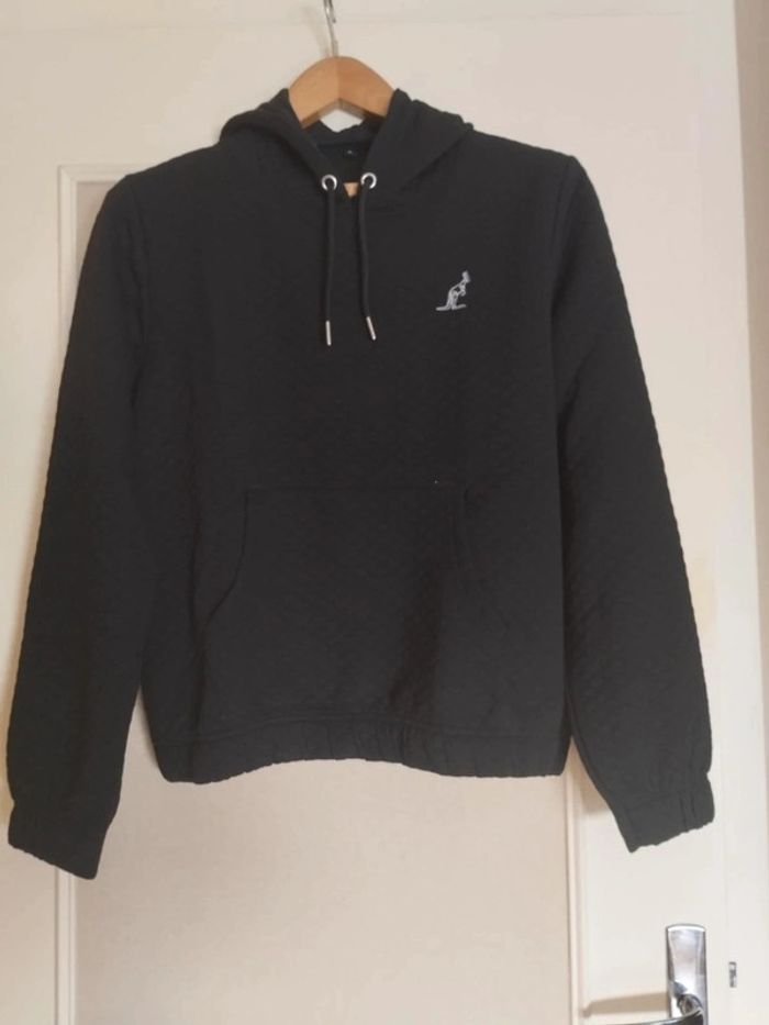 Sweat capuche. leger. Mixte. Marque Australian.