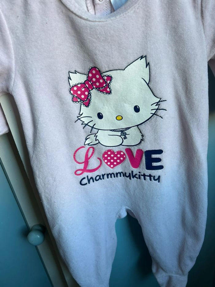 Pyjama hiver hello kitty , 6 mois - photo numéro 4
