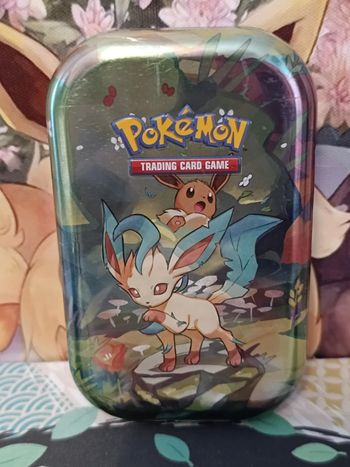 Coffret Pokemon – EV8.5   Mini-Tin  Évolutions Prismatiques Phyllali scellé - FR