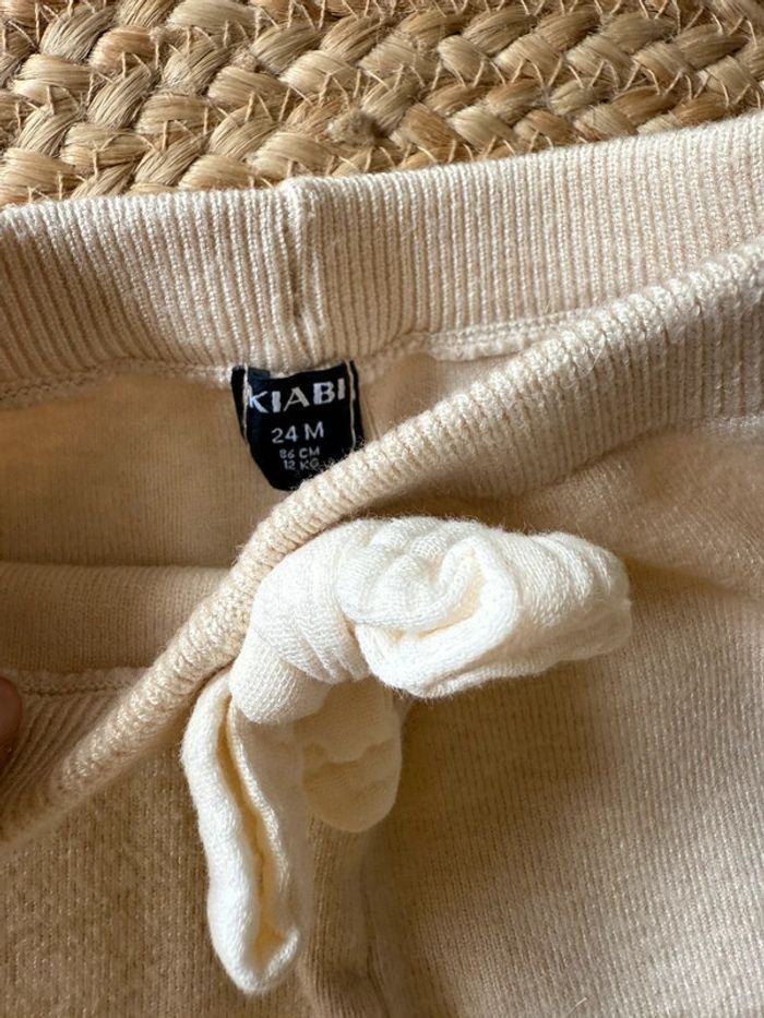 Pantalon laine beige - Kiabi - taille 24 mois - photo numéro 2
